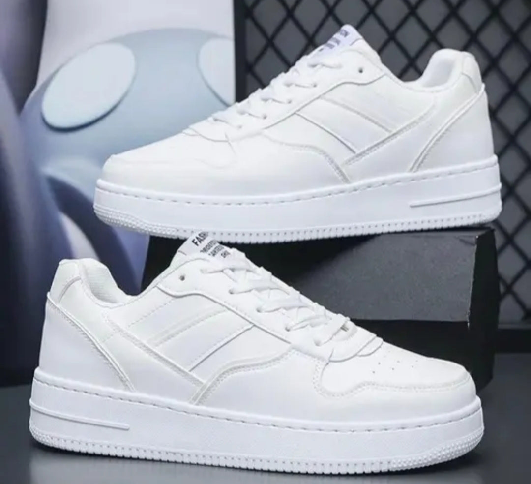 Full white Sneakers