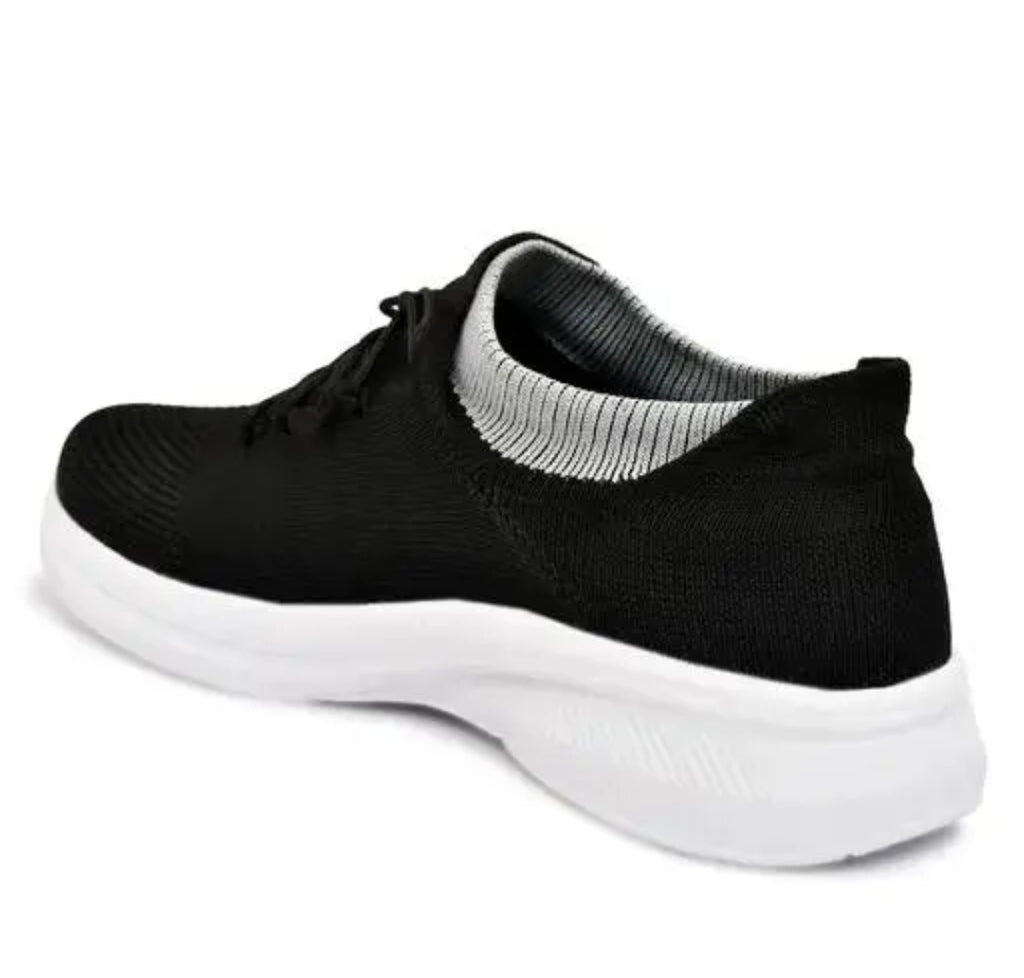 Premium Lightweight Sneakers – Stylish & Comfortable