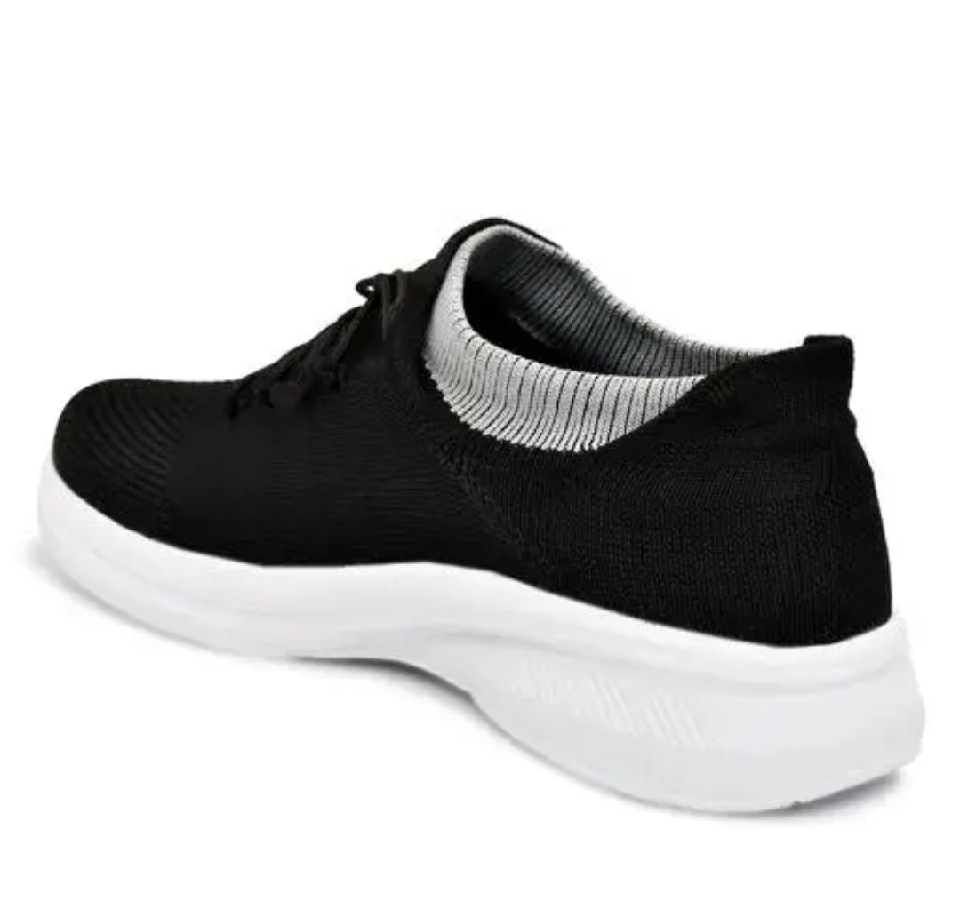 Premium Lightweight Sneakers – Stylish & Comfortable