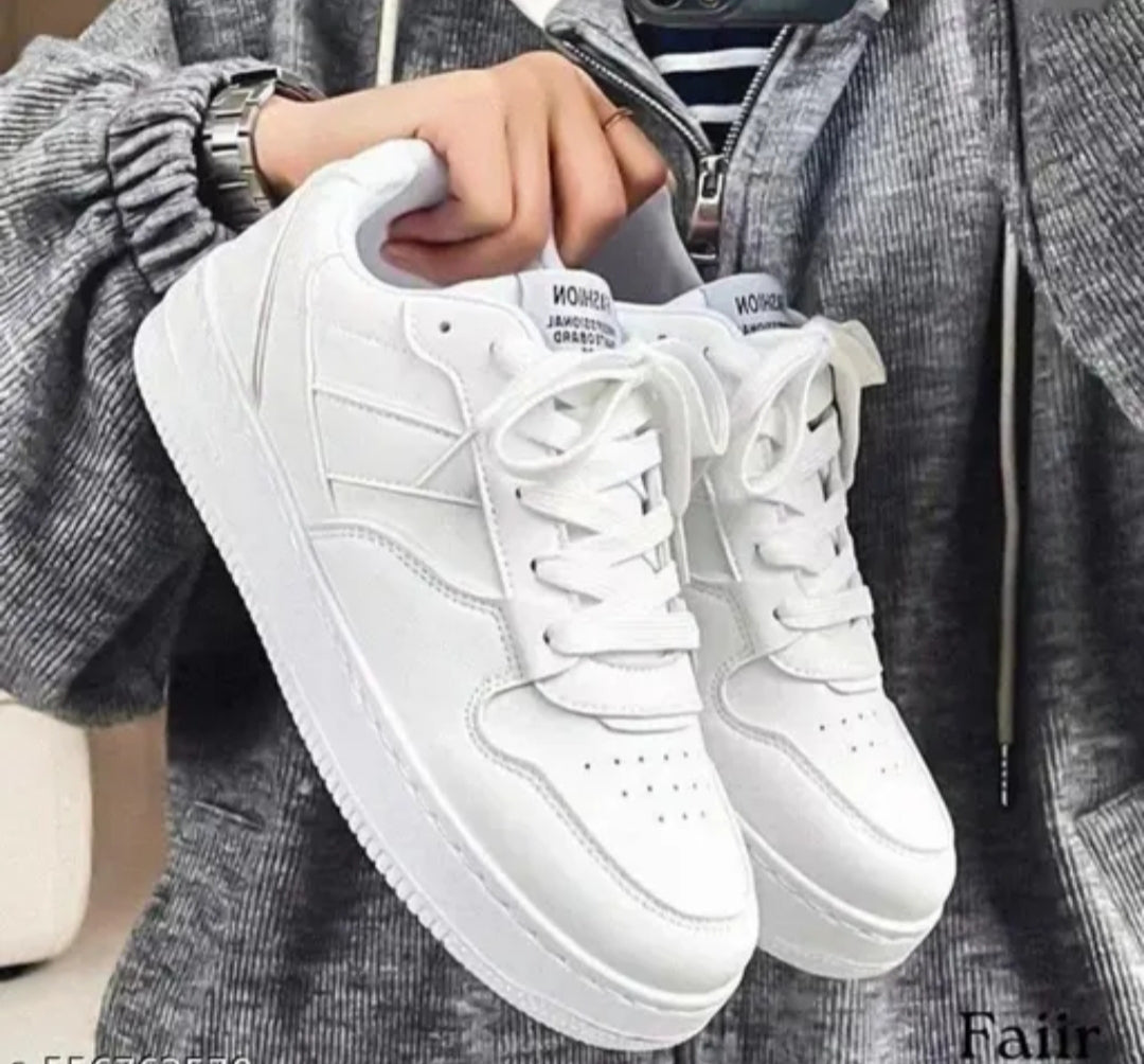 Full white Sneakers